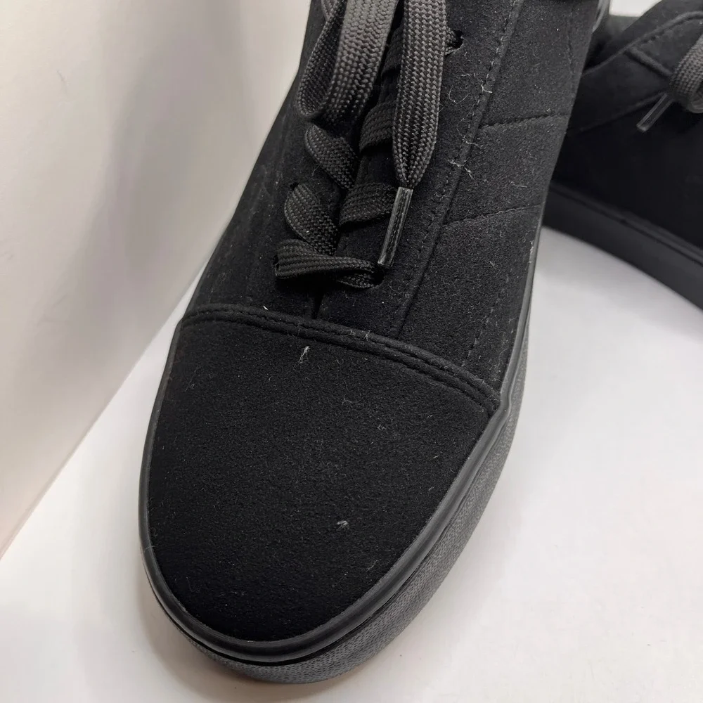 Art Class Kids' Garrett Black Lace Up Skater Sneakers Unisex Size 5‎ NWT